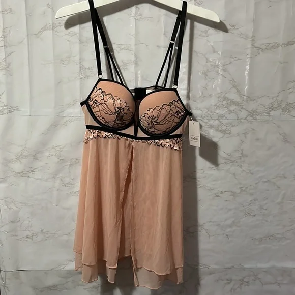 Women’s push up body doll color ice rose NWT - Picture 5 of 6